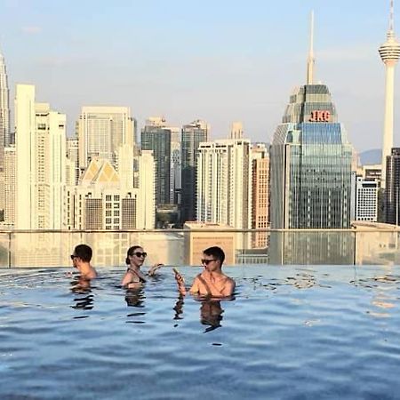 קואלה לומפור Regalia Suites With Infinity Pool Klcc By Staycation Homes מראה חיצוני תמונה