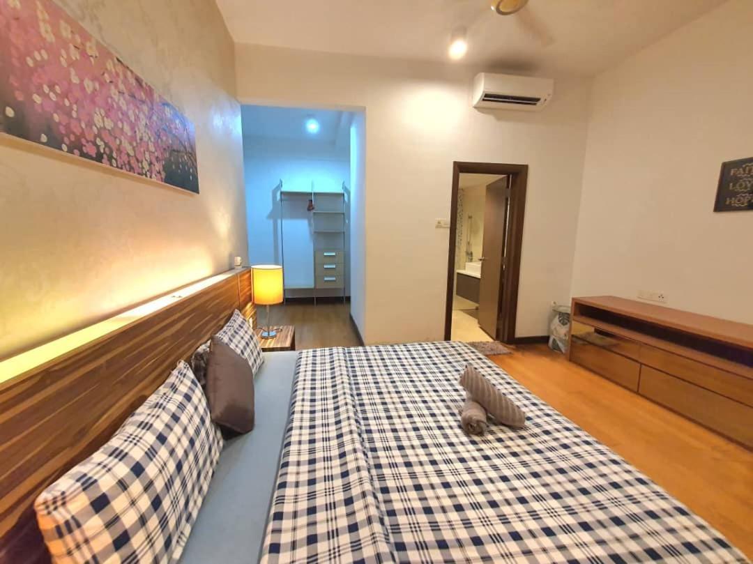 קואלה לומפור Regalia Suites With Infinity Pool Klcc By Staycation Homes מראה חיצוני תמונה