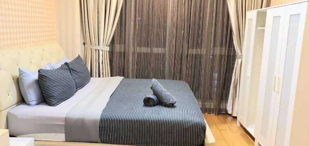קואלה לומפור Regalia Suites With Infinity Pool Klcc By Staycation Homes מראה חיצוני תמונה
